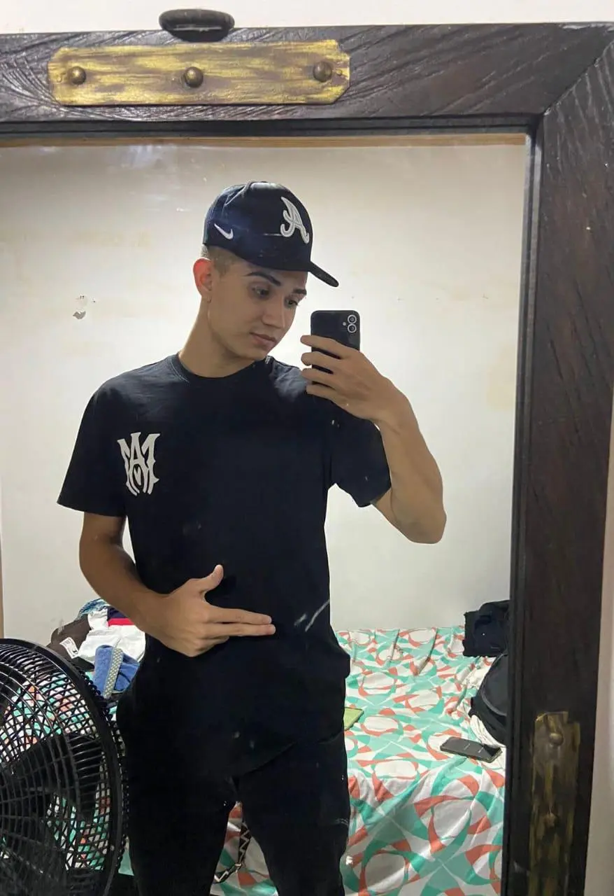 alejo_gray