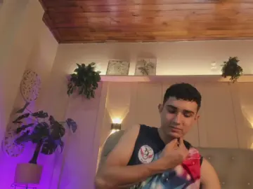 Cam4 Watch Live Sex Cams of alejo_gray