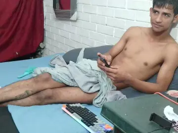 Cam4 Watch Live Sex Cams of Lucasyesid