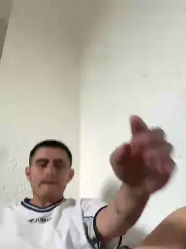 Cam4 Watch Live Sex Cams of Sauceboy02