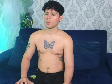 Cam4 Best Webcam of Angel_boyy2