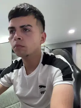 Cam4 Free Live Porn of Hot19a