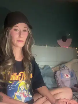 Cam4 Live Porn of Meadowmoon3