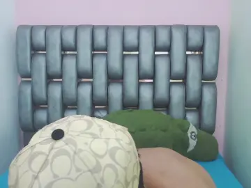 Cam4 Nude Webcam of Liam_Wyat