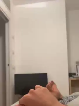 Cam4 Free Live Porn of losborratore19