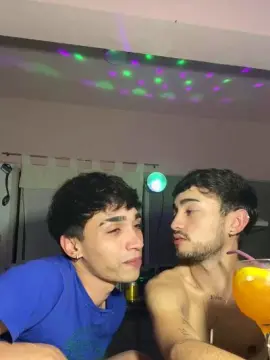 Cam4 Nude Webcam of Devilboyzzz