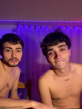 Cam4 Live Sex of Devilboyzzz