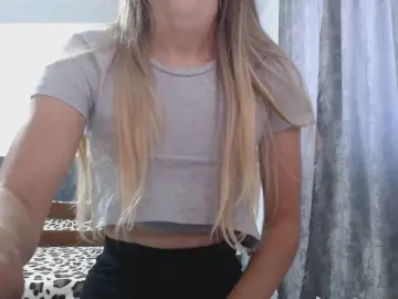 Cam4 Free Live Porn of Amedeia