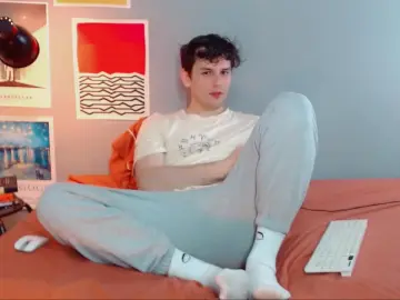 Cam4 Best live sex cam show of Elio_520