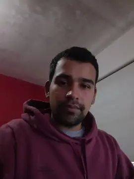 Cam4 Free Live Porn of ramirocastillo
