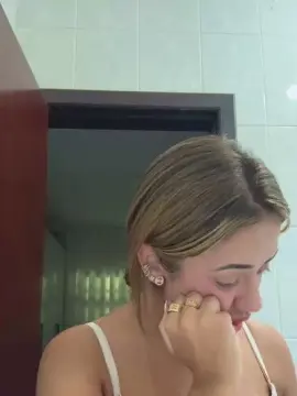 Cam4 Sex Chat of raquel_zocolla1