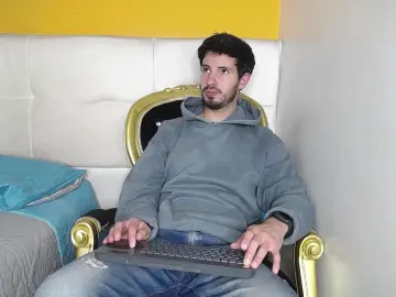 Cam4 Live Sex Cam of LiamLuxe