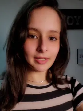 Cam4 Free Live Porn of Roxannepiggy