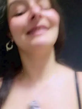 Cam4 Sex Chat of Roxannepiggy