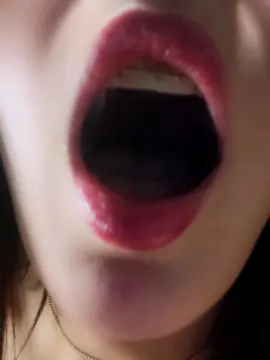 Cam4 Sex Cam of Roxannepiggy
