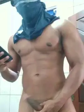 Cam4 Live Sex of Morenosafado03