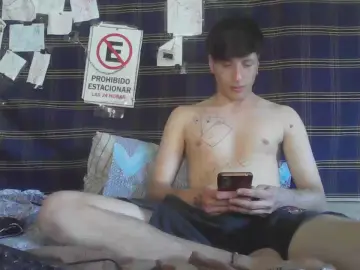 Cam4 Live Sex Cam of tommiverceti