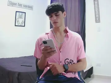 Cam4 Live Porn of harry_232001