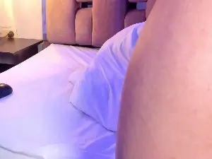 Cam4 Live Sex of Akaza_