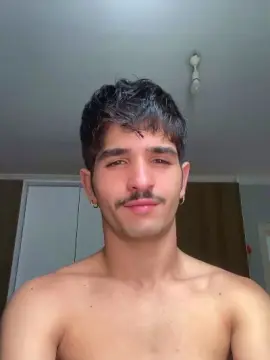 Cam4 Private Sex Chat of Mauriciobueno20