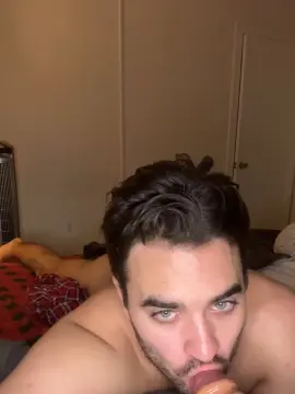 Cam4 Nude Webcam of Cutieboytoy00