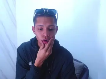 Cam4 Sex Cam of Axel_Marcus