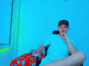Cam4 Adult Webcam of max_williamm