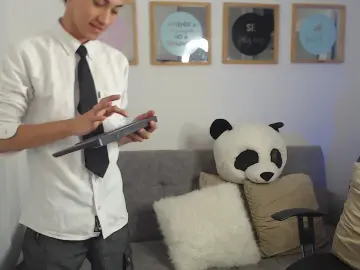 Cam4 Adult Video Chat of yulian_vasquez