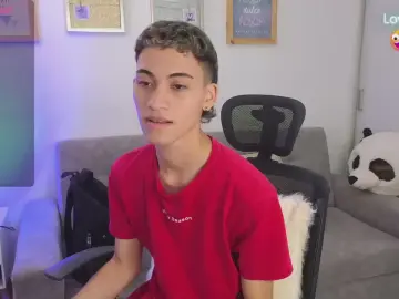 Cam4 Adult Webcam of yulian_vasquez