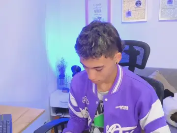 Cam4 Private Sex Chat of yulian_vasquez