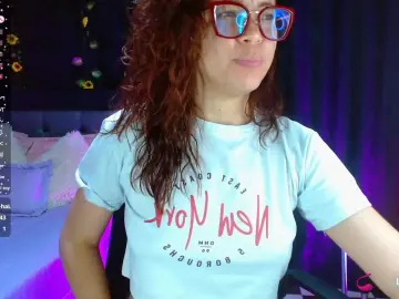 Cam4 Private Sex Chat of SharonRobers