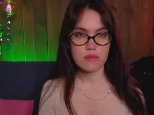 Cam4 Free Live Porn of CarmanSallaz