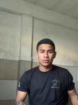 Cam4 Nude Webcam of MARENTO23CMM