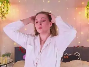 Cam4 Free Live Porn of AlodieFitt