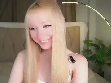 Cam4 Watch Live Sex Cams of DannieBennage