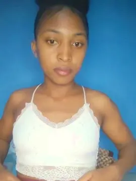 Cam4 Free Porn Cam of Candis19