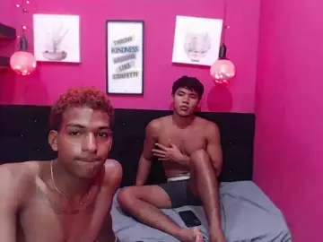 Cam4 Adult Webcam of huge_cockblack