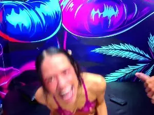 Cam4 Free Porn Cam of room_kiitty