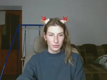 Cam4 Adult Video Chat of Evelyn_21_m