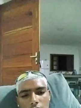 Cam4 Free Live Porn of Morenogiga