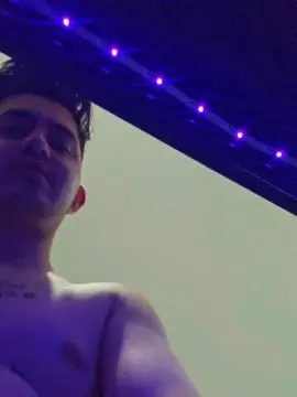 Cam4 Live Porn of Davidv00q