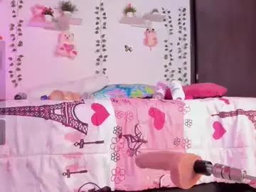 Chaturbate Sex Cam of emily_restrepoo