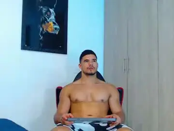 Chaturbate Nude Webcam of ian_hammer