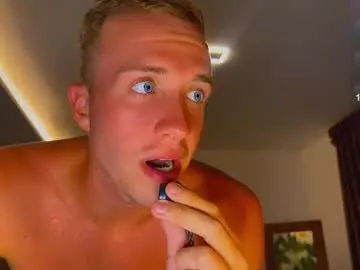 Chaturbate Live Porn of tommy_cumfinger