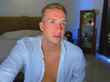 Chaturbate Sex Cam of tommy_cumfinger