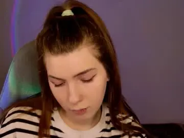 Chaturbate Adult Webcam of aliceinredsquare_