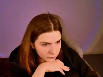 Chaturbate Free Live Porn of aliceinredsquare_