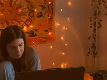 Chaturbate Live Sex Cam of aliceinredsquare_