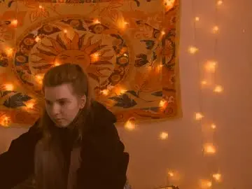 Chaturbate Free Live Porn of aliceinredsquare_