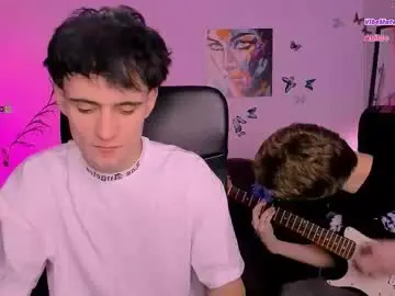 Chaturbate Live Sex Cam of jason_dotori